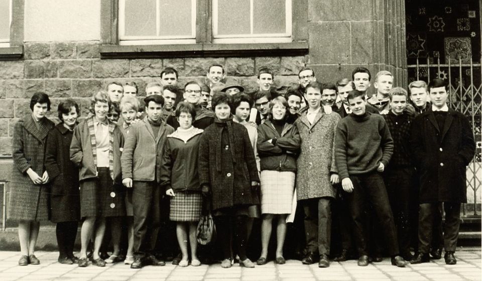 Gruppe 1962? vor dem alten Gymnasium